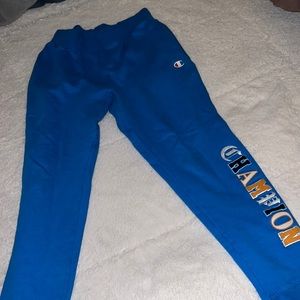 Men’s blue champion sweats